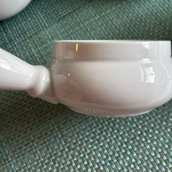 4 Sur La Table White Handle Porcelain French Onion Soup Bowls - Picture 6 of 10